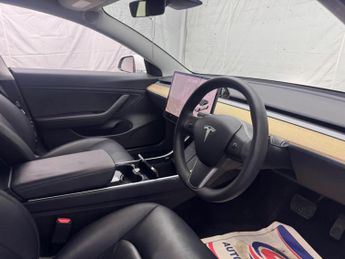 Tesla Model 3 (Dual Motor) Long Range Auto 4WDE 4dr