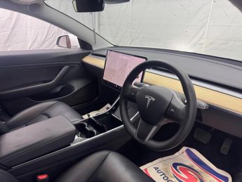 Tesla Model 3 (Dual Motor) Long Range Auto 4WDE 4dr