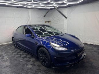 Tesla Model 3 (Dual Motor) Long Range Auto 4WDE 4dr