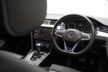 Volkswagen Passat 1.4 TSI 13kWh GTE DSG Euro 6 (s/s) 4dr