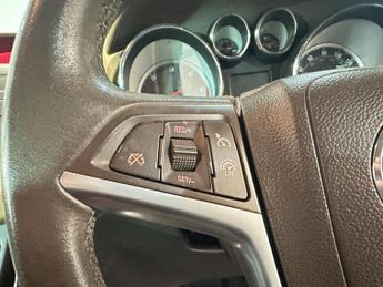 Vauxhall Zafira Tourer 2.0 CDTi SE Auto Euro 5 5dr