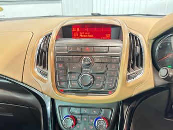 Vauxhall Zafira Tourer 2.0 CDTi SE Auto Euro 5 5dr