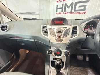 Ford Fiesta 1.4 Titanium 5dr