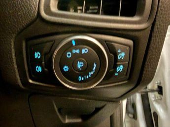 Ford Focus 1.6 Zetec Powershift Euro 6 5dr
