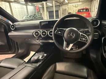 Mercedes-Benz A Class 1.5 A180d Sport (Executive) 7G-DCT Euro 6 (s/s) 5dr