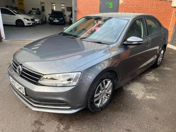 Volkswagen Jetta 2.0 TDI SE DSG Euro 6 (s/s) 4dr