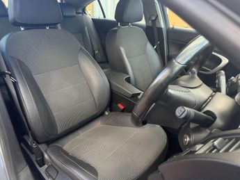 Vauxhall Insignia 2.0 CDTi SE Auto Euro 5 5dr