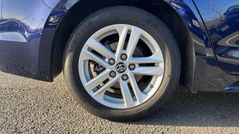 Toyota Corolla 1.8 VVT-h Icon Touring Sports CVT Euro 6 (s/s) 5dr