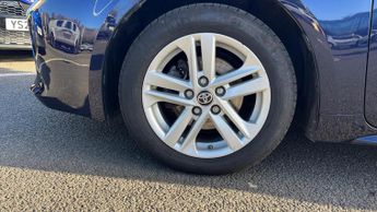 Toyota Corolla 1.8 VVT-h Icon Touring Sports CVT Euro 6 (s/s) 5dr