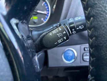 Toyota Yaris 1.5 VVT-h Excel E-CVT Euro 6 5dr (15in Alloy)