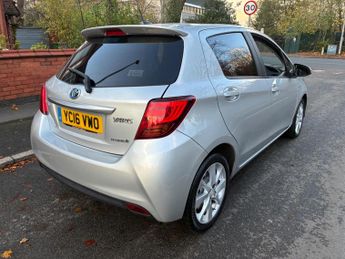 Toyota Yaris 1.5 VVT-h Excel E-CVT Euro 6 5dr (15in Alloy)