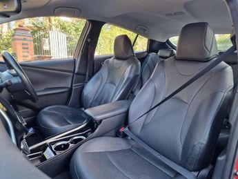 Toyota Prius 1.8 VVT 8.8kWh Excel CVT Euro 6 (s/s) 5dr