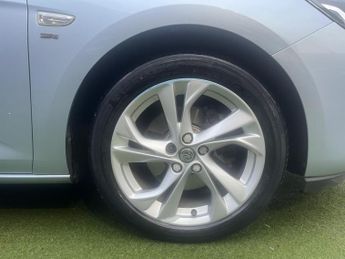 Vauxhall Astra 1.6 CDTi BlueInjection SRi Nav Sports Tourer Auto Euro 6 (s/s) 5