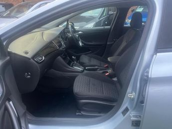 Vauxhall Astra 1.6 CDTi BlueInjection SRi Nav Sports Tourer Auto Euro 6 (s/s) 5