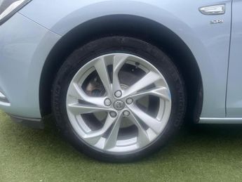Vauxhall Astra 1.6 CDTi BlueInjection SRi Nav Sports Tourer Auto Euro 6 (s/s) 5