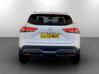 Nissan Qashqai 1.3 DIG-T MHEV N-Connecta Euro 6 (s/s) 5dr