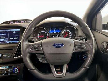 Ford Focus 2.0 TDCi ST-2 Powershift Euro 6 (s/s) 5dr