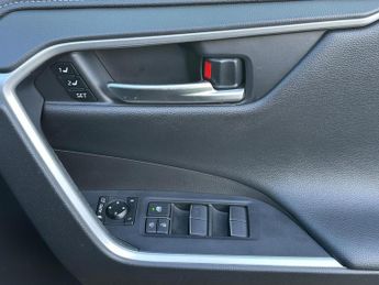 Toyota RAV4 2.5 VVT-h Excel CVT Euro 6 (s/s) 5dr