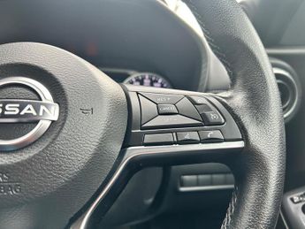 Nissan Juke 1.6 N-Connecta Auto Euro 6 5dr