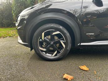 Nissan Juke 1.6 N-Connecta Auto Euro 6 5dr