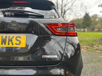 Nissan Juke 1.6 N-Connecta Auto Euro 6 5dr