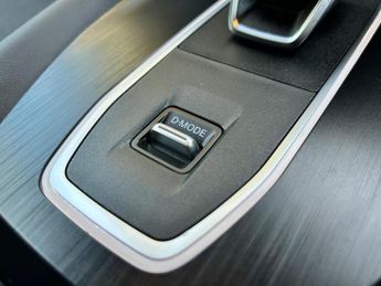 Nissan Qashqai 1.3 DIG-T MHEV N-Connecta XTRON Euro 6 (s/s) 5dr