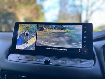 Nissan Qashqai 1.3 DIG-T MHEV N-Connecta XTRON Euro 6 (s/s) 5dr