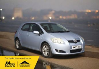 Toyota Auris 1.33 VVT-i TR Hatchback 5dr Petrol Manual (s/s) (135 g/km, 100 b