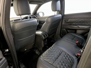 Mitsubishi Outlander 2.4h TwinMotor 13.8kWh 5hs CVT 4WD Euro 6 (s/s) 5dr