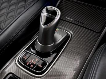 Mitsubishi Outlander 2.4h TwinMotor 13.8kWh 5hs CVT 4WD Euro 6 (s/s) 5dr