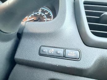 Nissan Leaf 39kWh Acenta Auto 5dr