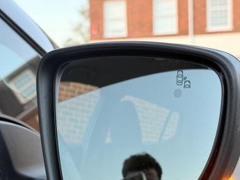 Nissan Leaf 39kWh Acenta Auto 5dr