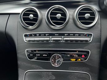 Mercedes-Benz C Class 2.1 C220d AMG Line G-Tronic+ Euro 6 (s/s) 4dr
