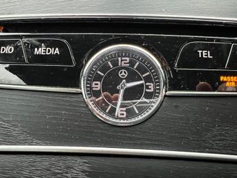 Mercedes-Benz C Class 2.1 C220d AMG Line G-Tronic+ Euro 6 (s/s) 4dr
