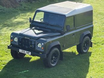 Land Rover Defender 2.5 TD5 Hard Top SUV SWB 3dr