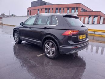 Volkswagen Tiguan 2.0 TDI SEL DSG 4Motion Euro 6 (s/s) 5dr