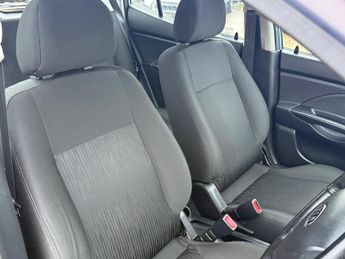 Kia Picanto 1.1 2 5dr