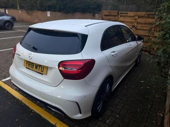 Mercedes-Benz A Class 2.1 A200d AMG Line (Executive) 7G-DCT Euro 6 (s/s) 5dr