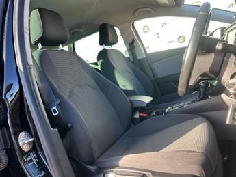 SEAT Leon 1.6 TDI SE Dynamic Technology DSG Euro 6 (s/s) 5dr