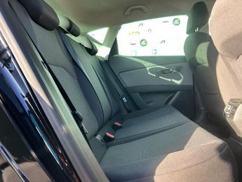 SEAT Leon 1.6 TDI SE Dynamic Technology DSG Euro 6 (s/s) 5dr