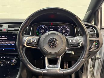 Volkswagen Golf 1.4 TSI 8.7kWh GTE DSG Euro 6 (s/s) 5dr