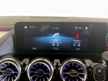 Mercedes-Benz EQA EQA 300 66.5kWh AMG Line (Premium) Auto 4MATIC 5dr