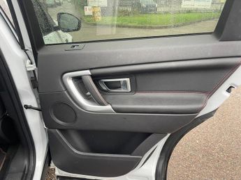 Land Rover Discovery Sport 2.0 TD4 HSE Dynamic Lux Auto 4WD Euro 6 (s/s) 5dr