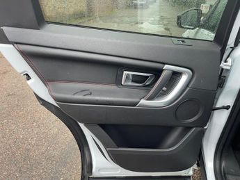 Land Rover Discovery Sport 2.0 TD4 HSE Dynamic Lux Auto 4WD Euro 6 (s/s) 5dr