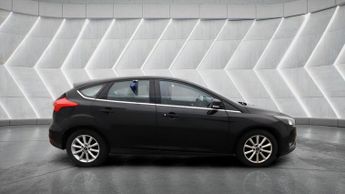 Ford Focus 1.0T EcoBoost Titanium Auto Euro 6 (s/s) 5dr