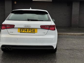 Audi A3 2.0 TDI S line S Tronic Euro 5 (s/s) 3dr