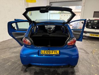 Toyota AYGO 1.0 VVT-i Blue MultiMode Euro 4 5dr