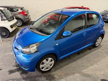 Toyota AYGO 1.0 VVT-i Blue MultiMode Euro 4 5dr