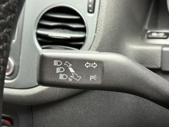 Volkswagen Tiguan 2.0 TDI BlueMotion Tech Match DSG 4WD Euro 5 (s/s) 5dr