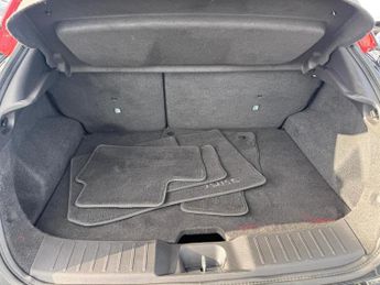 Nissan Juke 1.0 DIG-T Premiere Edition DCT Auto Euro 6 (s/s) 5dr